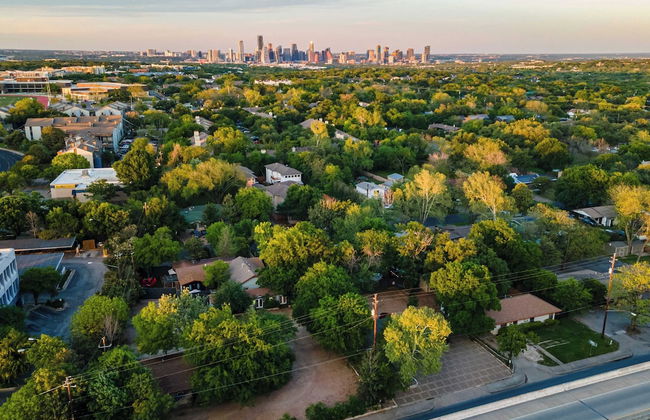 Red River by Avantstay Shared Pool + Hot Tub 20 Minutes to Downtown Austin - Foto 20