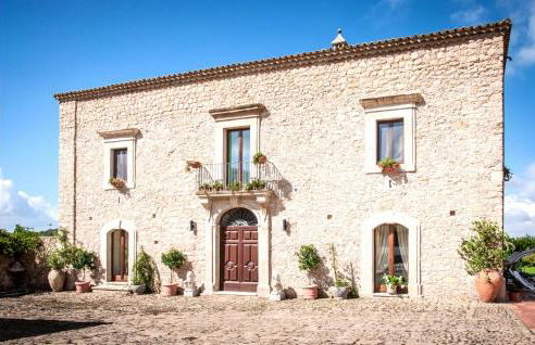 Cozy Home In San Michele Di Ganzari - Photo 14