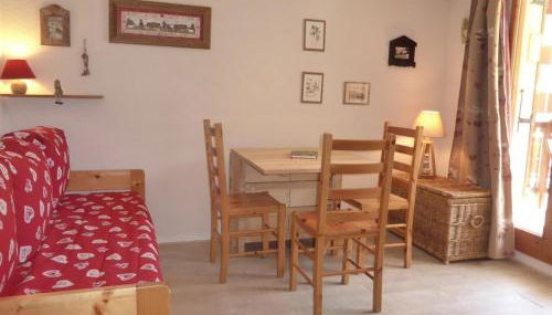 Charmant appart rénové 4 pers, balcon sud, plein centre, proche ski et piscine! - FR-1-342-187 - Foto 4