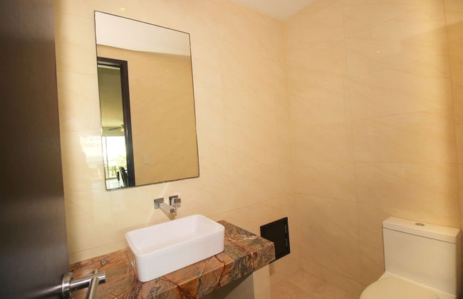 Downtown Apartment Oasis 12 - Photo 40