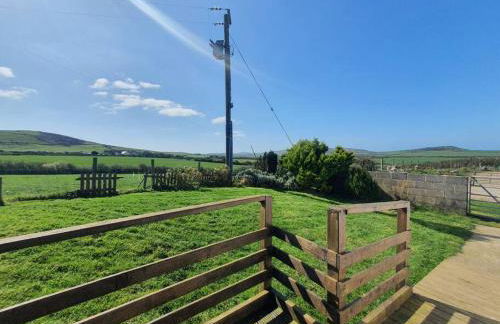 On farm Chalet, sleeps 6, Rhoshirwaun - Foto 1