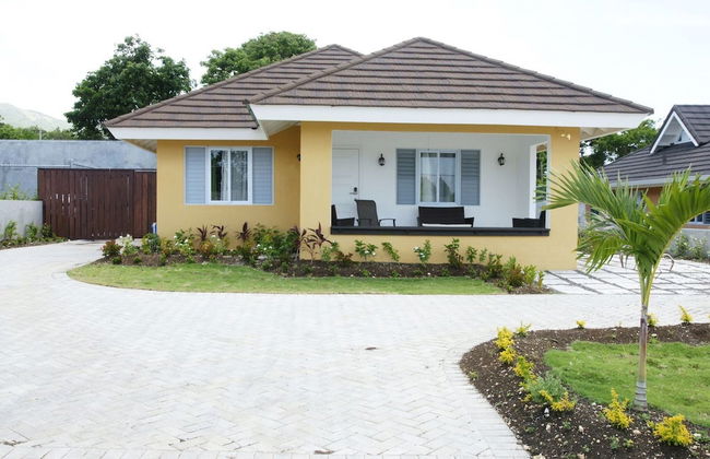 Ocho Rios Villa at Coolshade VI - Photo 2