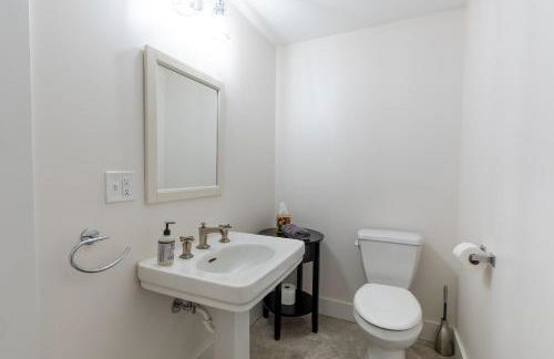 Spectacular Buckleberry View EV Recharge Hot Tub Fireplace Jacuzzi - Foto 20