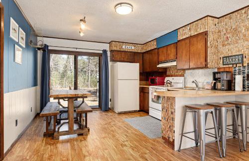 Cinders Whispering Waters and Wilderness Escape - Foto 5