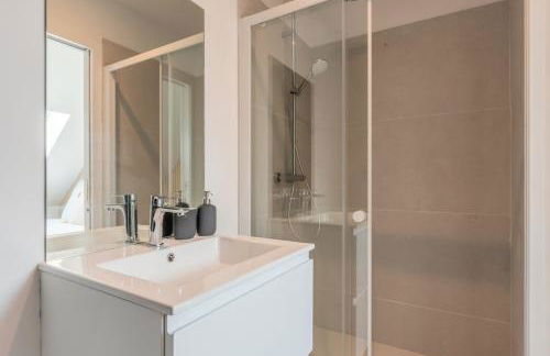 Studio sous les combles côté cour, parking gratuit - Foto 7