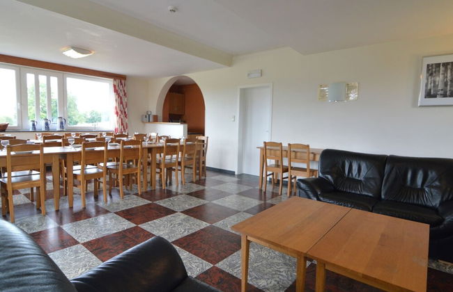 Grand Villa With Bubble Bath - Photo 42