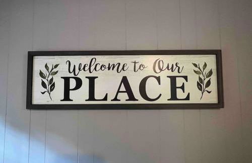 Cozy Cabin, minutes from Lost River State Park - Foto 1