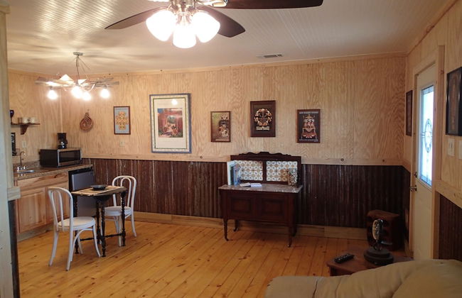 Stagecoach Cabins - Foto 26