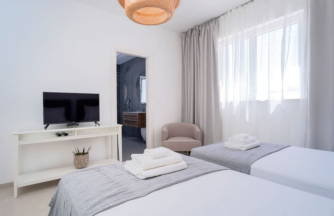 Exclusive Seafront Suites with hot tub - Foto 9