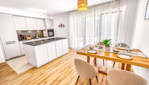 Edel & Exklusiv - Heimkino, Kochinsel, Parkplatz, XXL-Betten & Mehr - Foto 5, stove, dishwasher