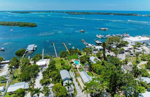 Crooked Coconut: Resort Pool & Spa, Dock - Foto 51