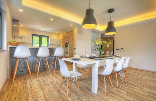 Villa Onyx for 12 people near Porec with 65 private pool and jacuzzi - Photo 24