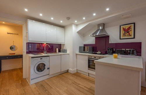 Cosy & Bright 2 Bedroom Apartment in Newbury Town Centre - SLEEPS 7 - Foto 12