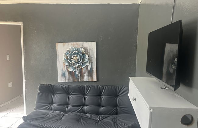 4th Road accommodation - Photo 11