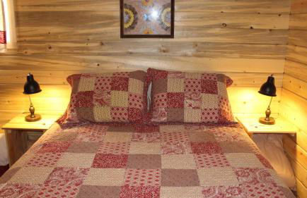 Canyonlands Barn Cabin with Loft, Full Kitchen, Dining Area for Large Groups - Photo 33