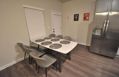 Stay in a brand new townhome in Winder! - Foto 10