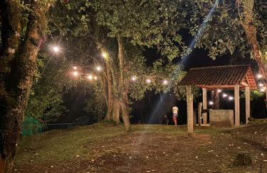 Casa em Chácara Campina Grande do Sul Pico Paraná Toca do Tatu - Photo 1