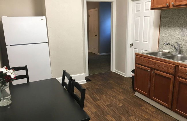 Windsor Park Pad apt 2 min to Mass Ave With AC - Foto 21