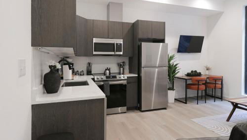 Unit 5 Cozy 1 Bed Room with Queen Bed plus Sofa Pullout - Foto 4