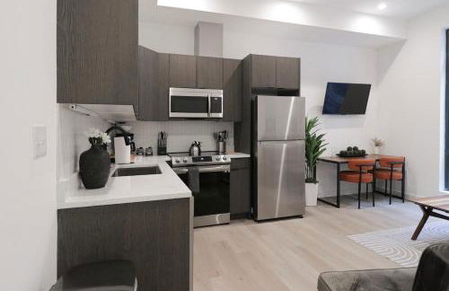 Unit 5 Cozy 1 Bed Room with Queen Bed plus Sofa Pullout - Foto 4