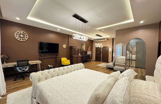 Huge Pool Villa with Private Lake - Foto 3