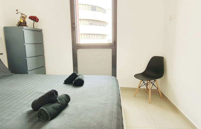 Bedroom Apartment with Balcony and City Views - Foto 7