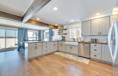 Cozy Waterfront Hale Cottage on Long Lake! - Foto 9