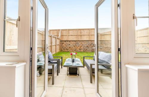 Blue Skies - Photo 21