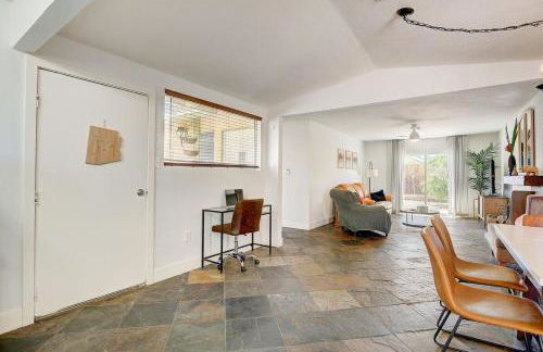 Pool & Hot Tub! Centrally Located, Less Than 3 Miles to The Strip! - Foto 13