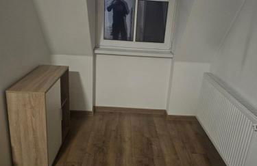 Schöne Vollausgestattete Monteurs- Gästewohnung in der Gartenstadt Leuna und nähe Geiseltalsee für 4 Personen 2409 - Foto 2