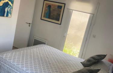 Agréable et lumineuse maison t4 air conditionné piscine jacuzzi parking - Foto 21