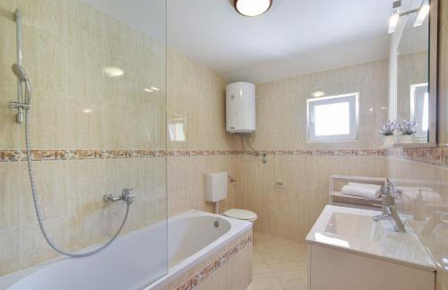 Villa Josip near Omiš , private pool - Photo 26