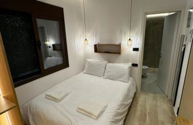 Roro Center Suites - Photo 8