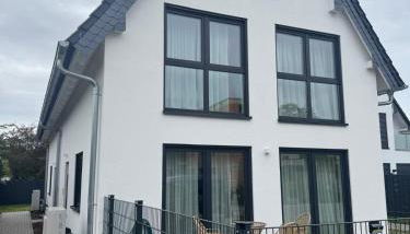 Rose Garden 1 & 2 - 2 Doppelhaushälften mit Fitnessräume - Foto 5