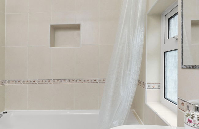 Pebble Corner With Free Parking By My Getaways - Foto 4