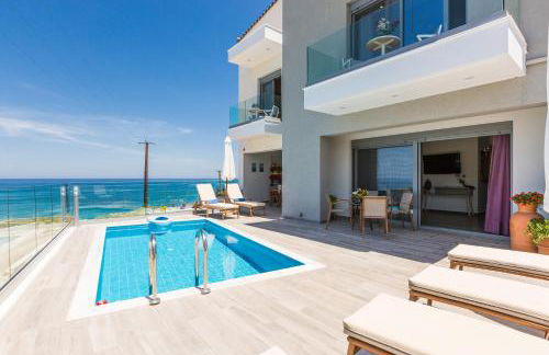 Contessa Del Mare - Premium Beachfront Villa by etouri - Photo 3