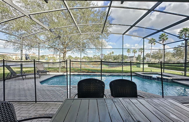 This Amazing 6 Bedroom Property With a Lake View - Foto 41