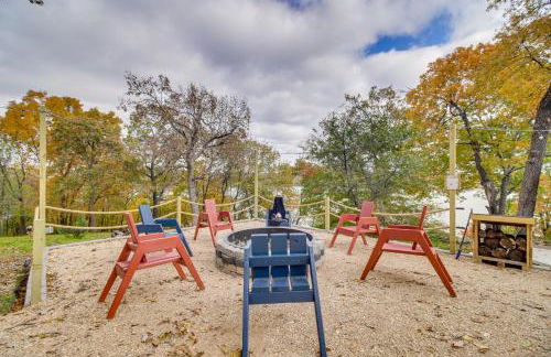 Waterfront StoneHaven at Reed Point with Swim Spa! - Foto 5