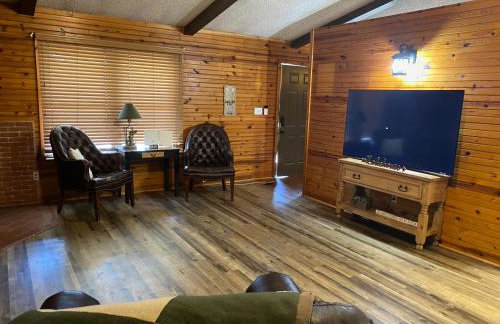 Off the Hook - Foto 60