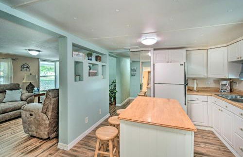 Peaceful Satsuma Escape with Dunns Creek Access - Foto 11