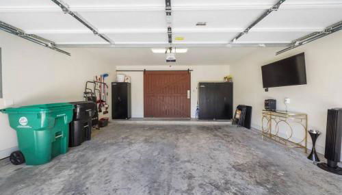 Private Entry Luxury Apartment in Central Location - Foto 2