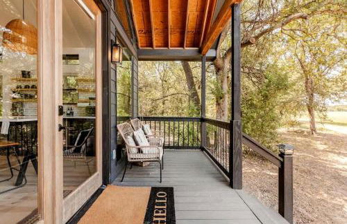 Modern Farmstay Cabin with Friendly Animals, Pond Views & Nature Trails Near Cedar Creek, Texas - Photo 19