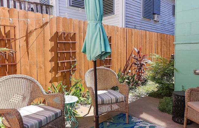 Vibrant Bungalow 2 Minutes to the Beach - Foto 46