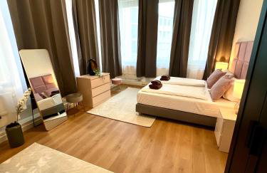 BIG New 7Rooms City Center APARTMENTS and Suites - Foto 30