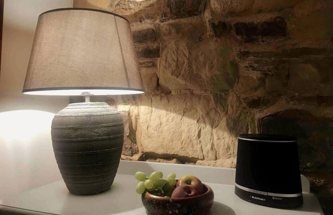 Beachfront Apartment With Woodburner & Courtyard - Photo 7