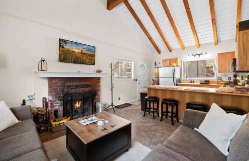 Bluebird Cabin, Indoor Fireplace, Next to Lake! - Foto 19