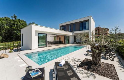 Villa Karbula - Foto 1