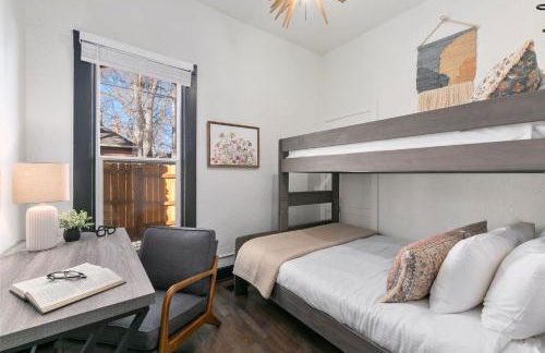 Old Town Retreat with Hot Tub - Steps from CSU! - Photo 3