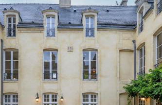 Historic 18th-Century Mansion - 3 BR - Bayeux - Garden & Museums Nearby - Photo 9