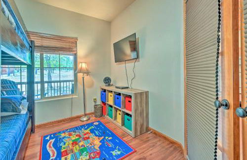 Bring a Pet Happy Jack Cabin with Fire Pit! - Foto 18